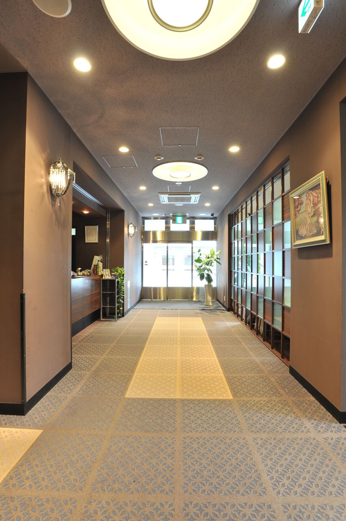 มายเดียร์2 Hotel โอซาก้า ภายนอก รูปภาพ